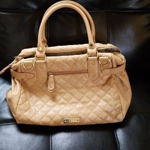 Steve Madden quilted pattern handbag(faux leather)